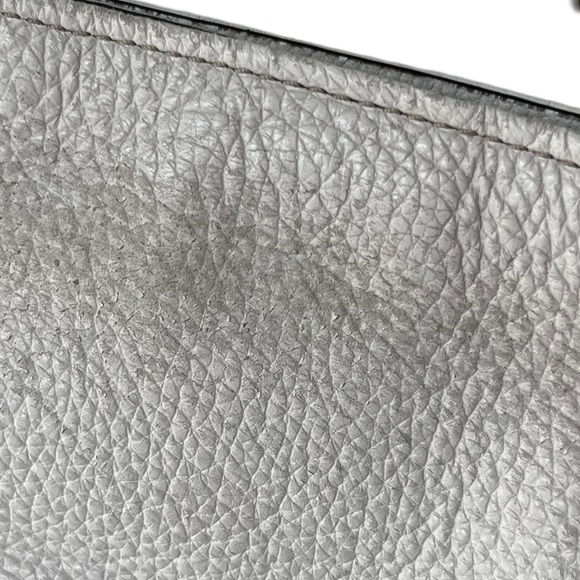 Michael Kors White Leather Shoulder Bag, gold hardware - Picture 16 of 16